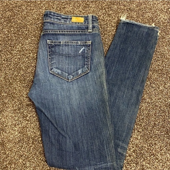Paige Size 28 Skyline Skinny Jeans Mild Distressed Raw Hem Premium Denim Rebel - Picture 1 of 16